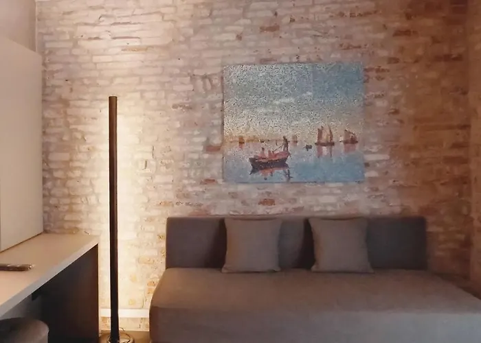 Aquarius - Ascend Collection Hotel