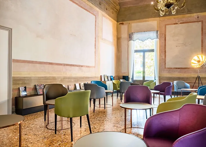 Aquarius - Ascend Collection 4* Venise