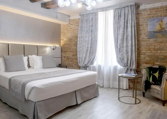 Hotel Aquarius - Ascend Collection