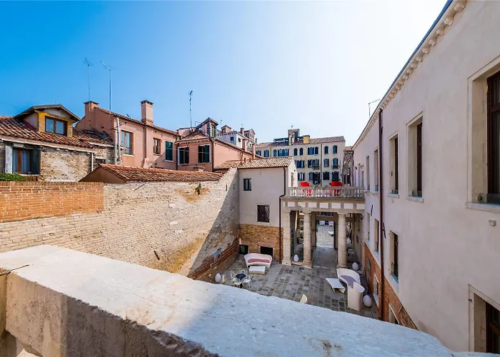 Aquarius - Ascend Collection