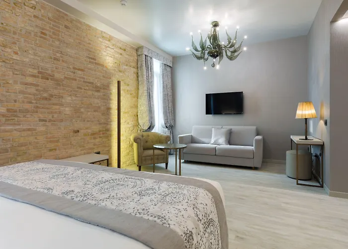 Aquarius - Ascend Collection Venise