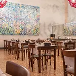 Aquarius - Ascend Collection 4*