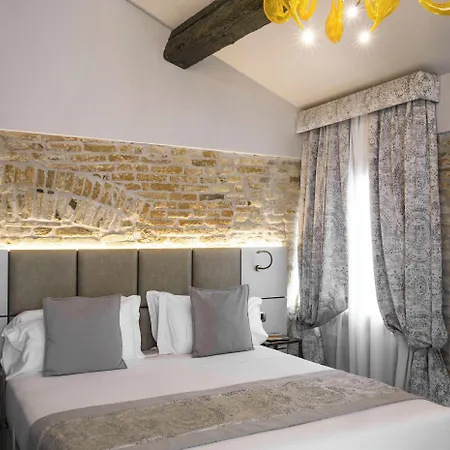 Hotel Aquarius - Ascend Collection 4*