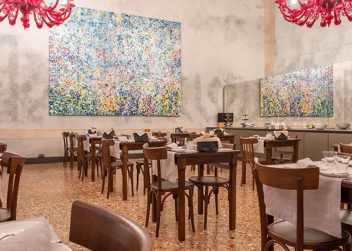 Aquarius - Ascend Collection 4*