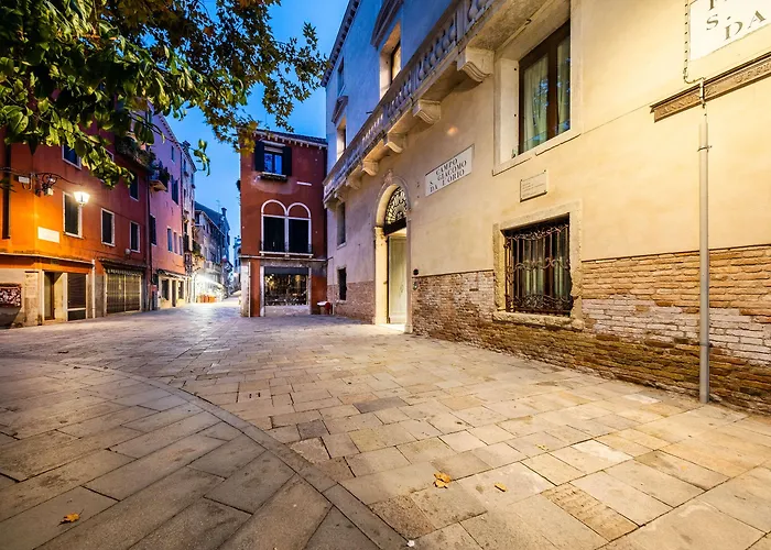 Hotel Aquarius - Ascend Collection