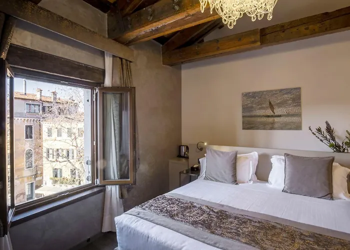 Aquarius - Ascend Collection ヴェネツィア