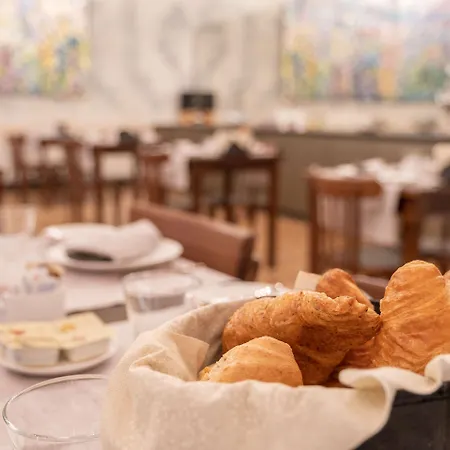 Aquarius - Ascend Collection Hotel