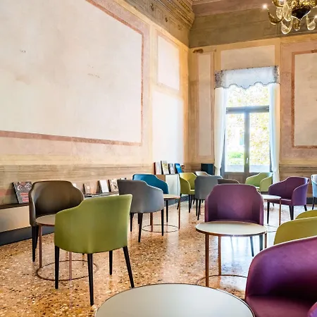 Aquarius - Ascend Collection 4* Veneza