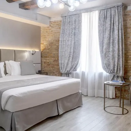 Hotel Aquarius - Ascend Collection