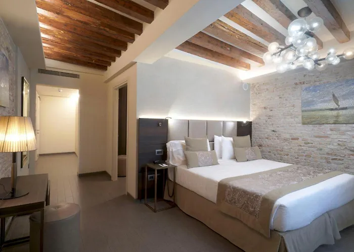 Aquarius - Ascend Collection